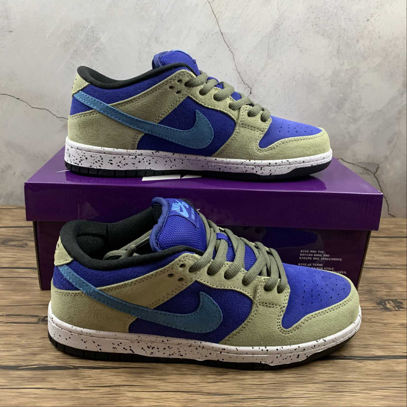 Dunk Low SB Acg Celadon