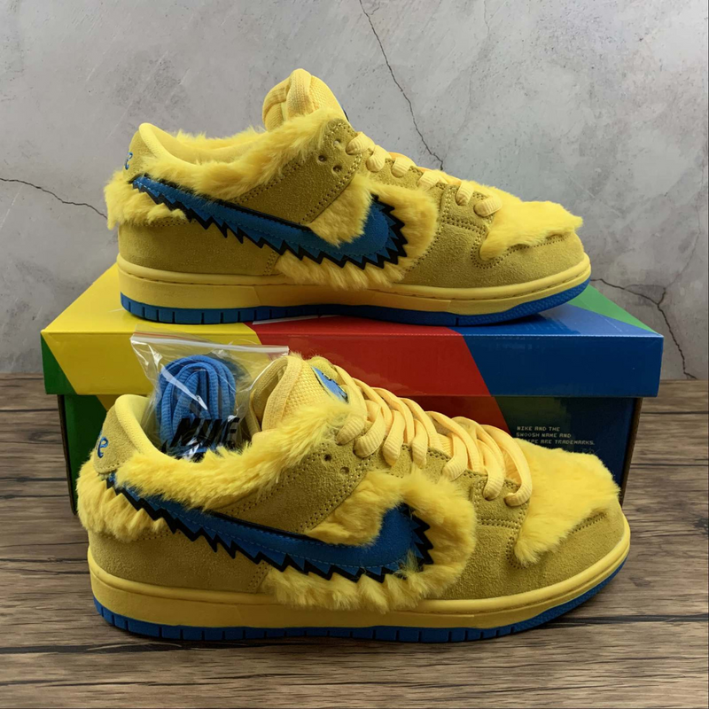 Dunk Low SB Grateful Dead Bears Yellow