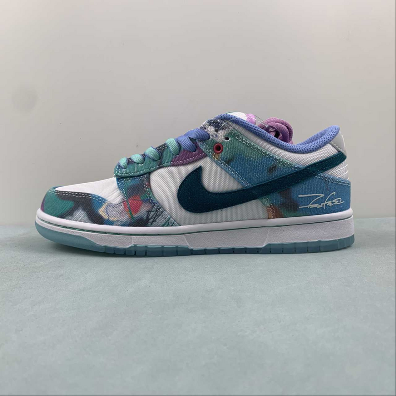 Futura Laboratories X SB Dunk Low "Bleached Aqua"