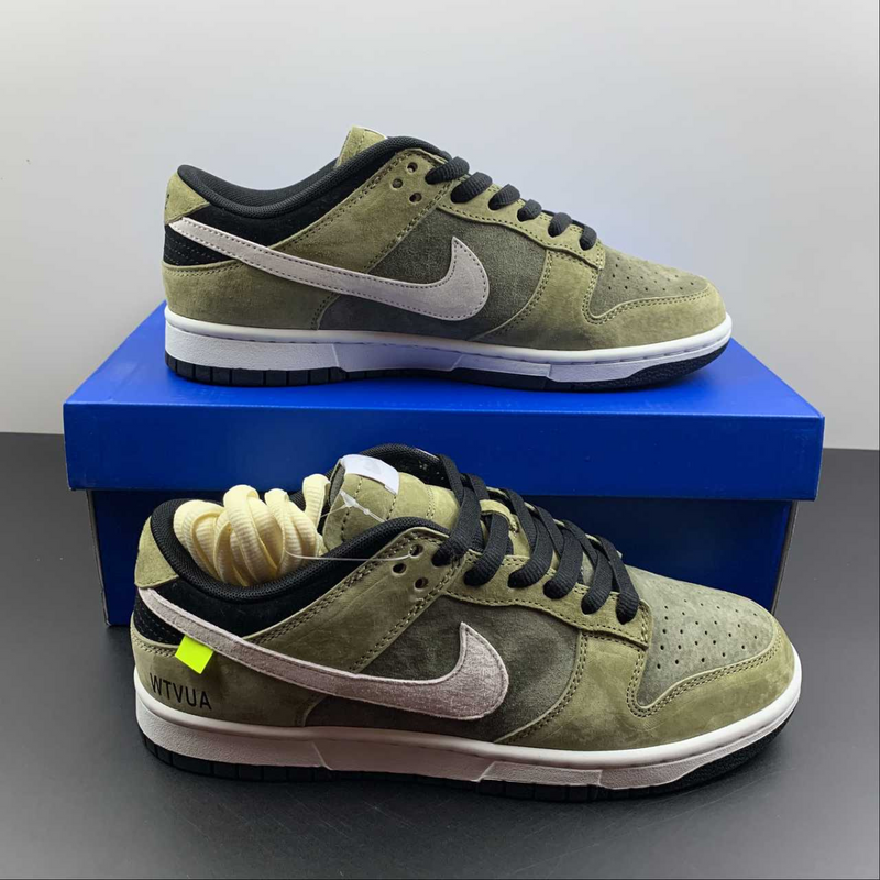 Dunk Low Trail End