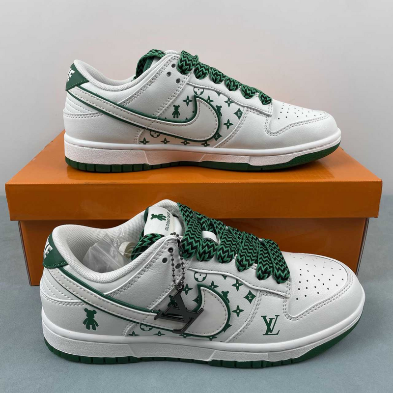 Dunk Low Bear Green And White X Louis Vuitton