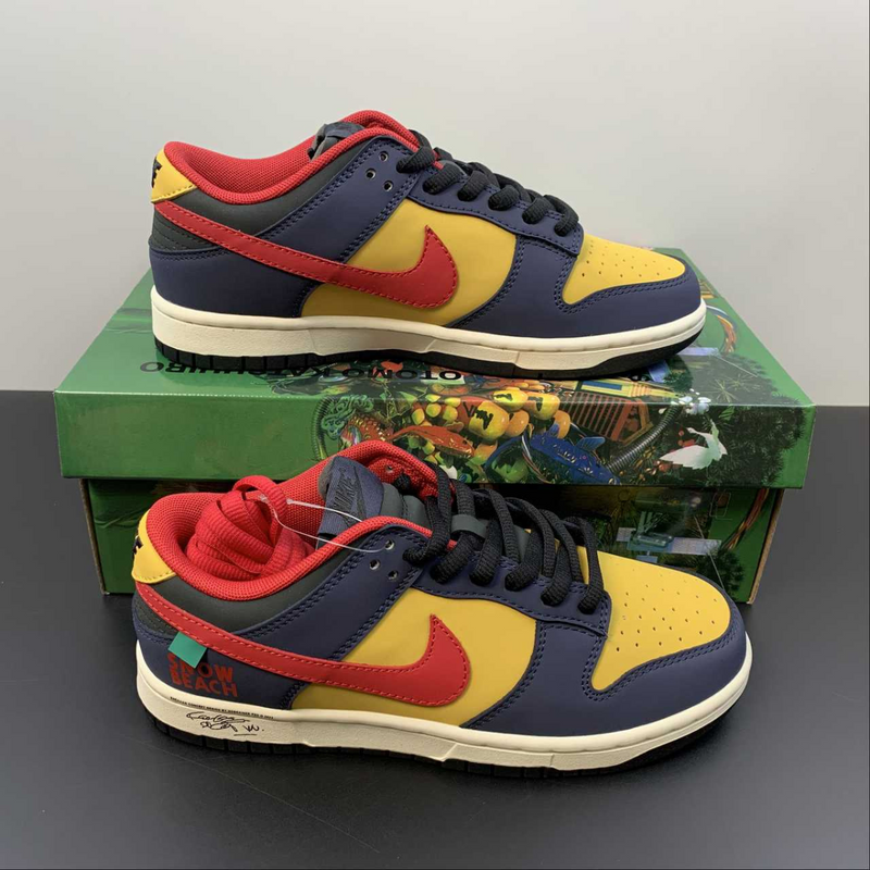 Dunk Low Snow Beach