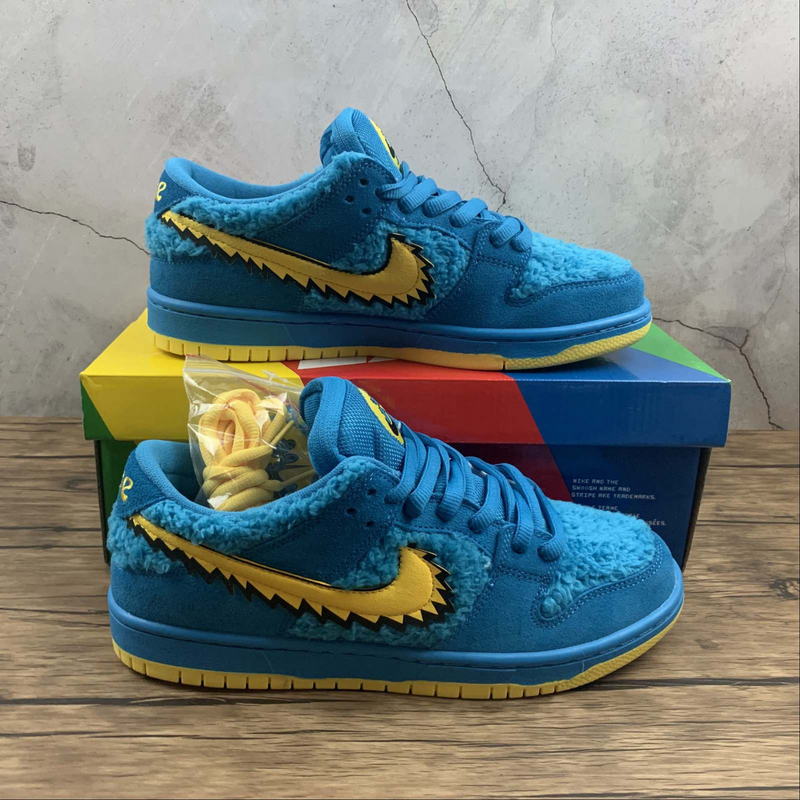 Dunk Low SB Grateful Dead Bears Blue