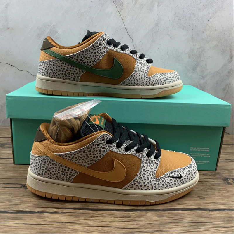 Dunk Low Safari