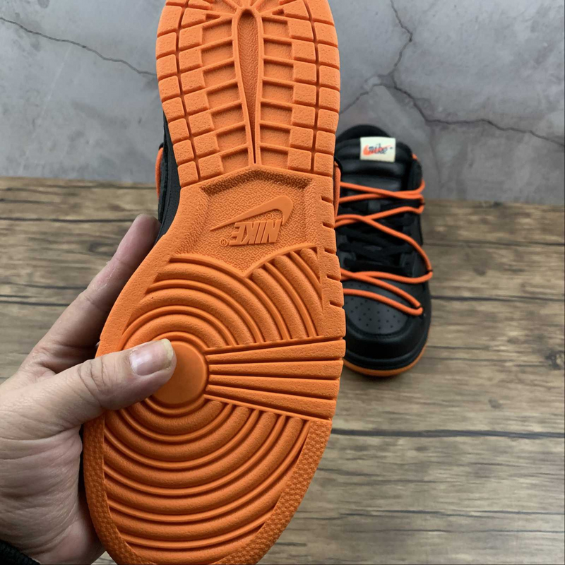 Dunk Low Off-White University Black Orange