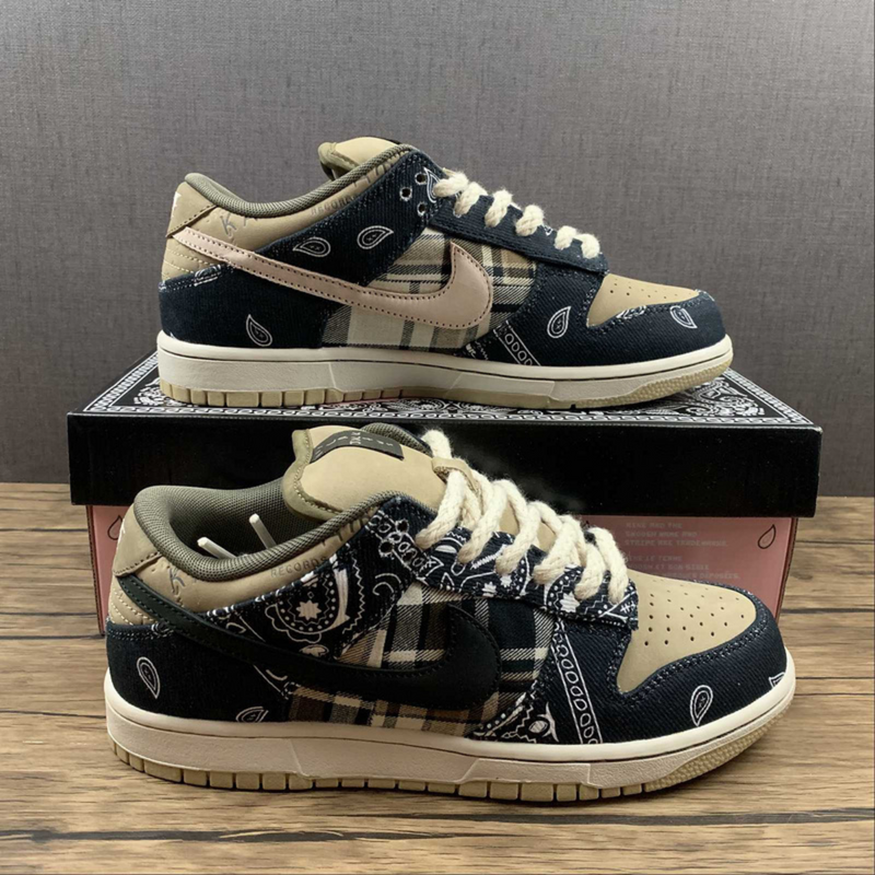 Travis Scott x Dunk Low Cactus Jack