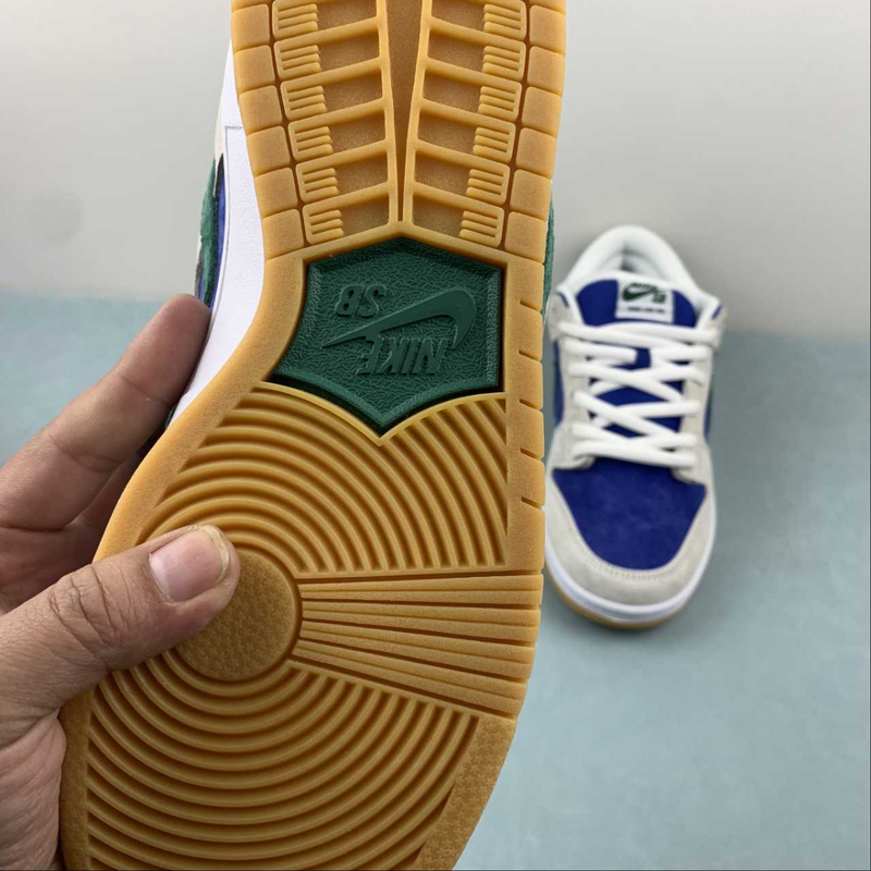 Dunk Low SB Hyper Royal Malachite