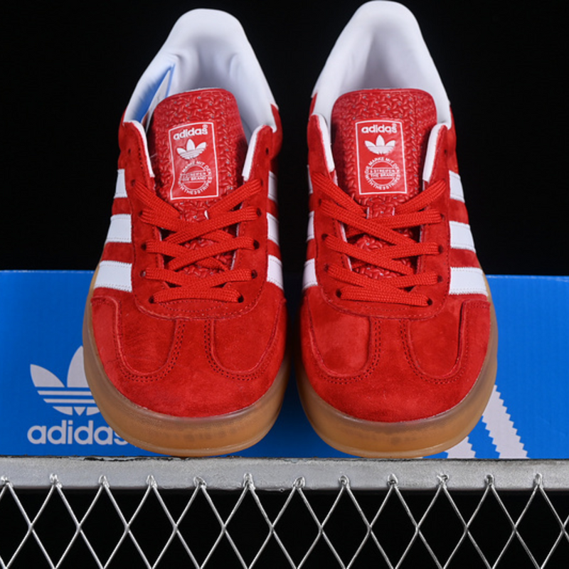 Gazelle Indoor Red