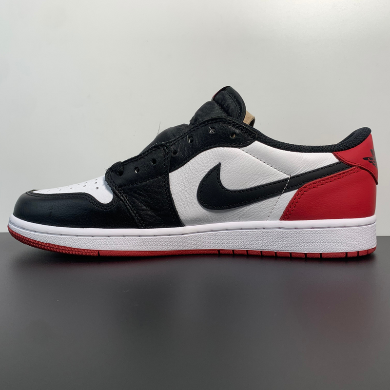 Air Jordan 1 Low Black Toe