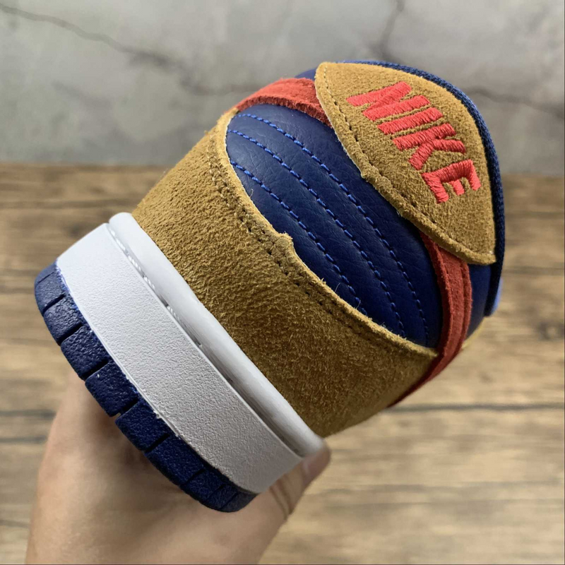 Dunk SB Low Papa Bear