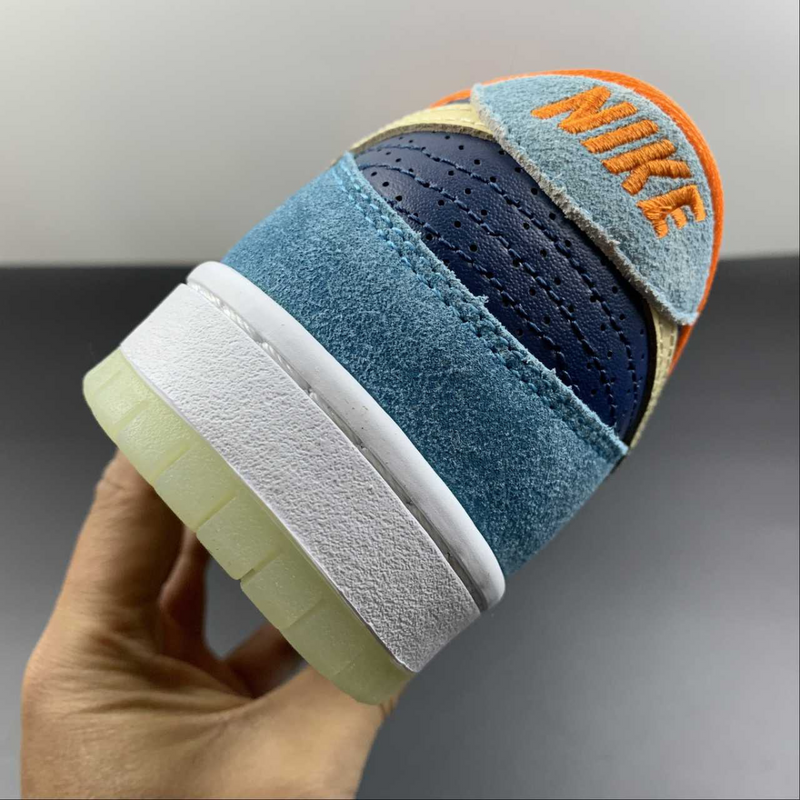 Dunk Low SB Mia Skate