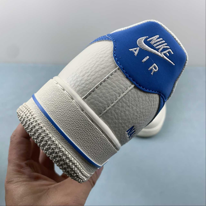 Air Force White Game Royal Retro Pro