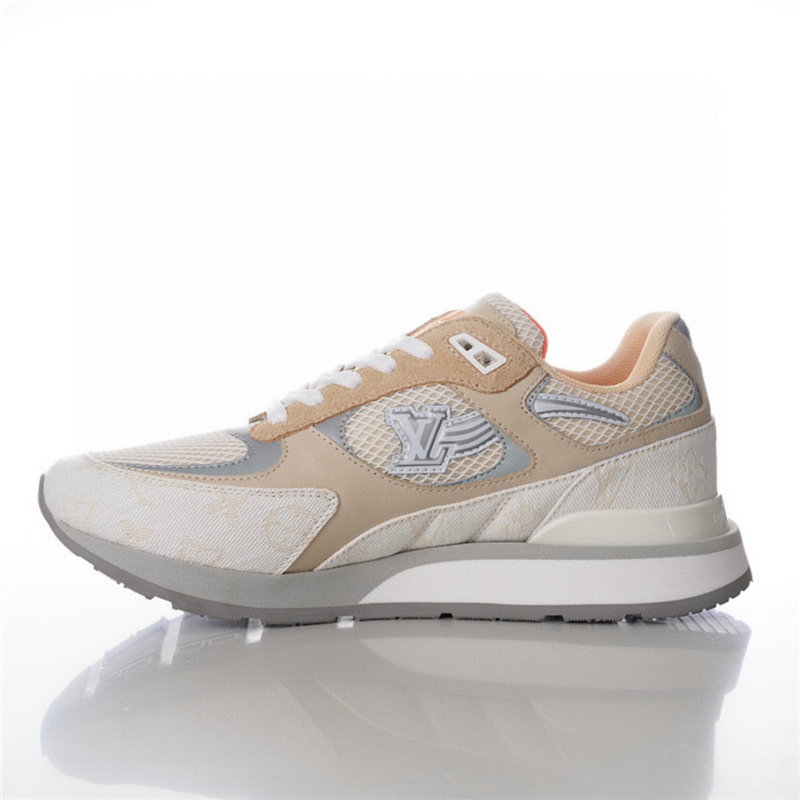 LV Runner Away Sneakers Beije