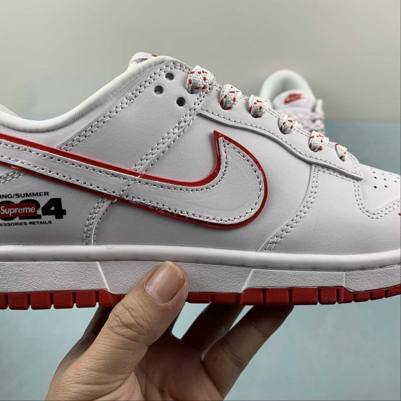 Dunk Low Supreme 2024