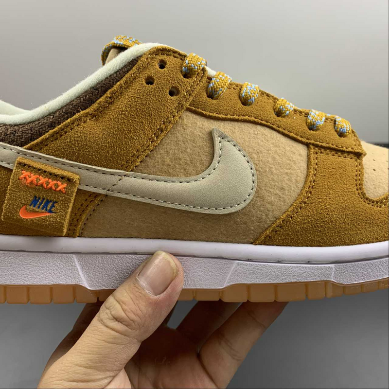 Dunk Low Teddy Bear Brown