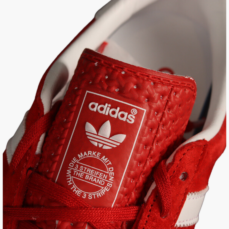 Gazelle Indoor Scarlet