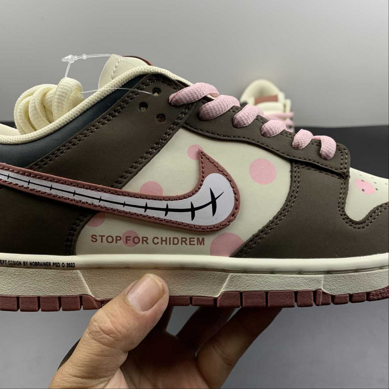 Dunk Low Otomo Katsuhiro Custom Edition