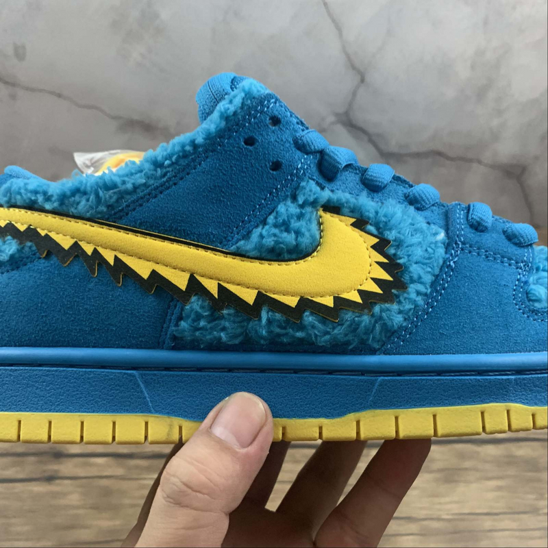 Dunk Low SB Grateful Dead Bears Blue