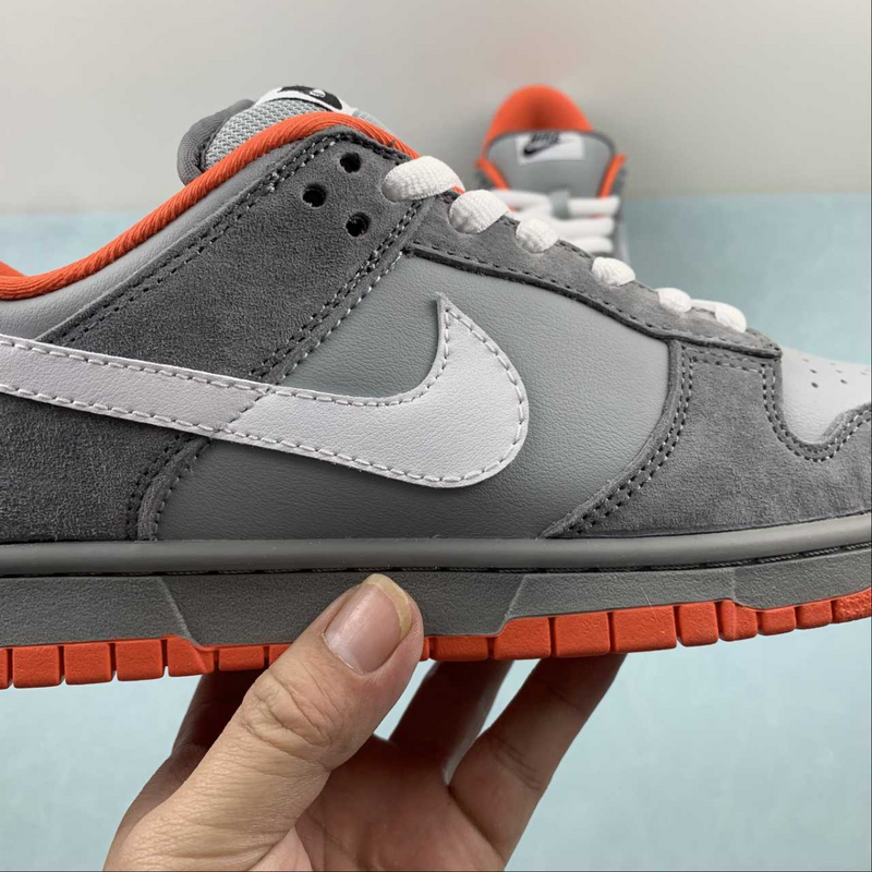 Dunk Low Staple Pigeon