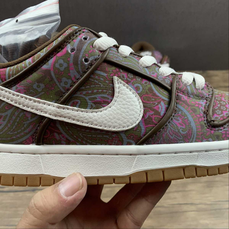 Dunk Low SB Paisley Brown