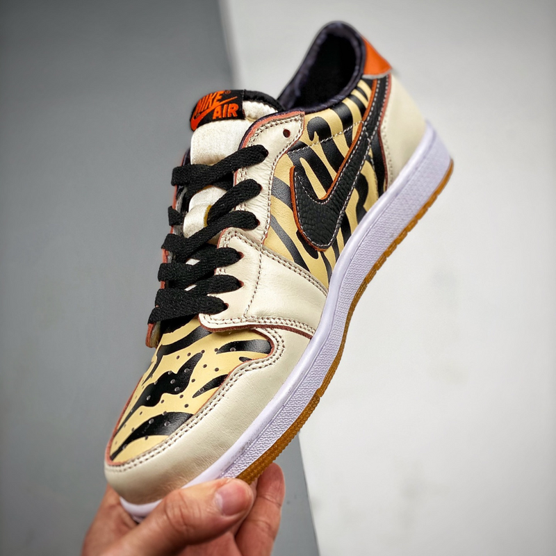 Air Jordan 1 Low OG Year of the Tiger White