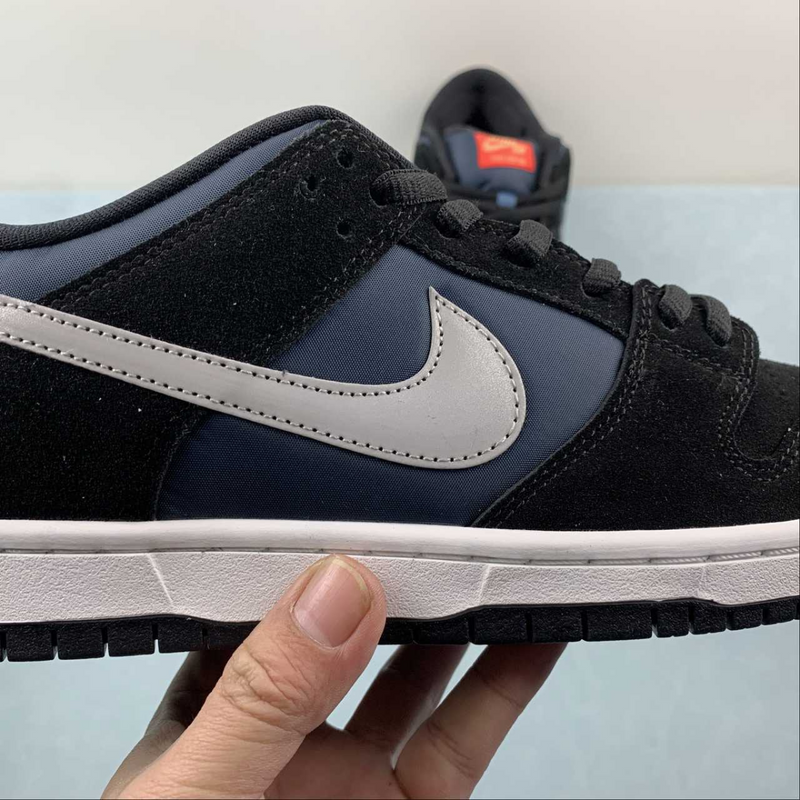 Dunk Low SB Black New Slate