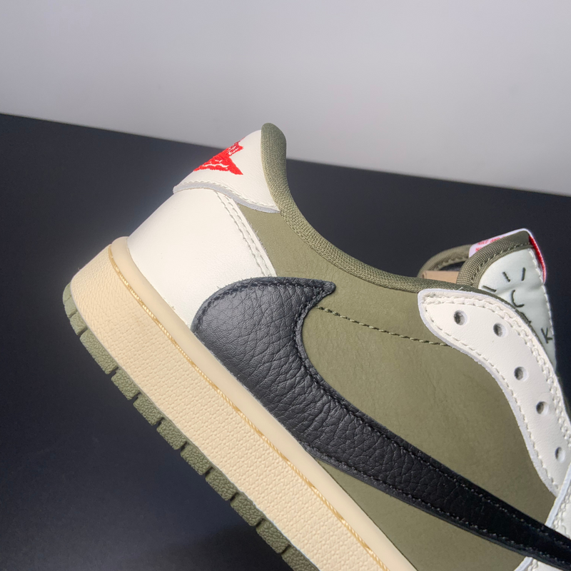 Travis Scott x Air Jordan 1 Low OG Medium Olive