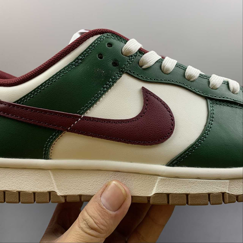 Dunk Low Gorge Green