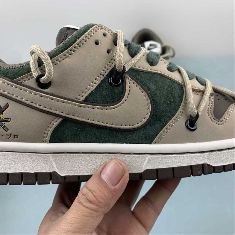 Dunk Low One Piece Zoro Keyang