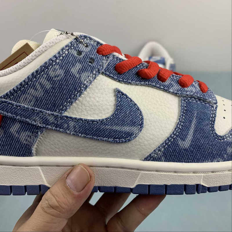 Dunk Low Levi's