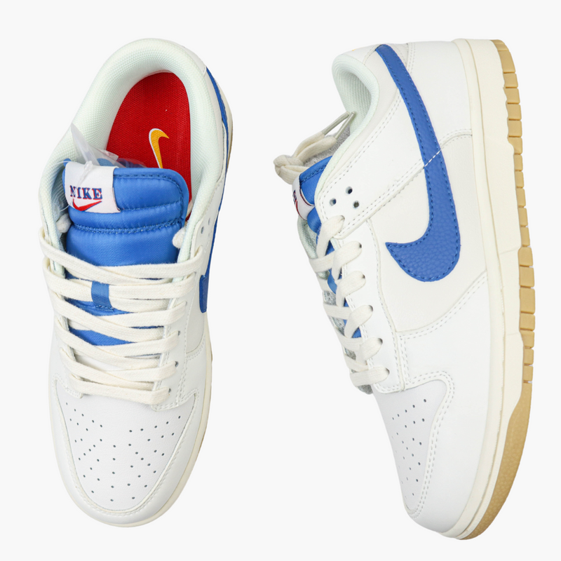 Dunk Low White Blue logo