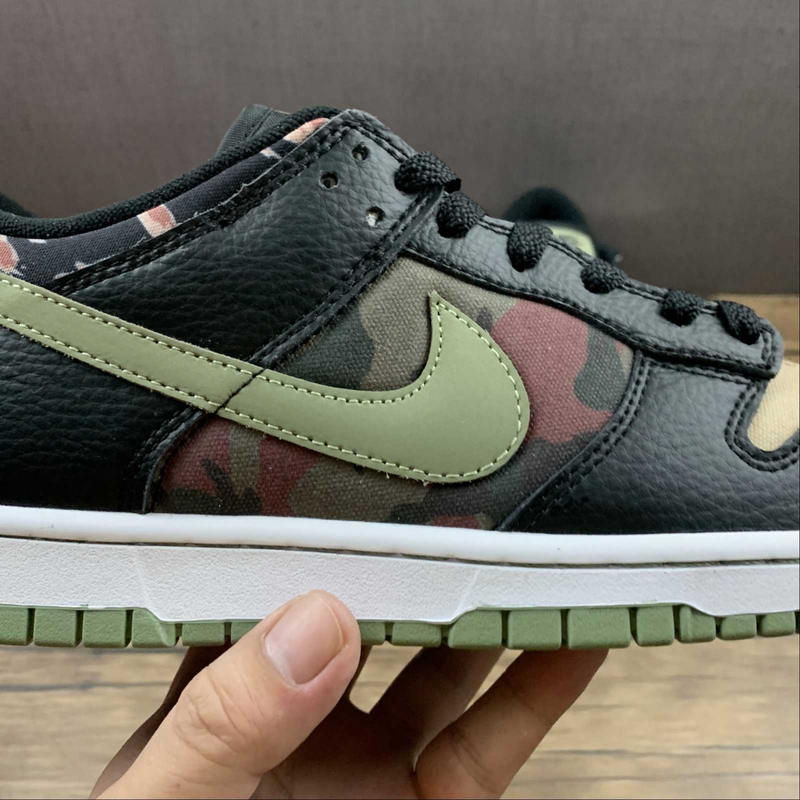 Dunk Low Camo Limited Edition