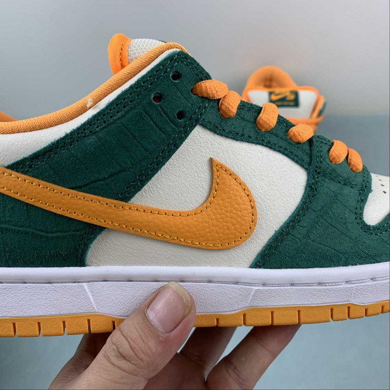 Dunk Low SB Legion Pine