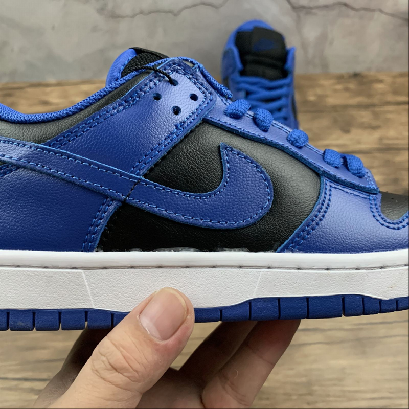 Dunk Low SB Retro Hyper Cobalt