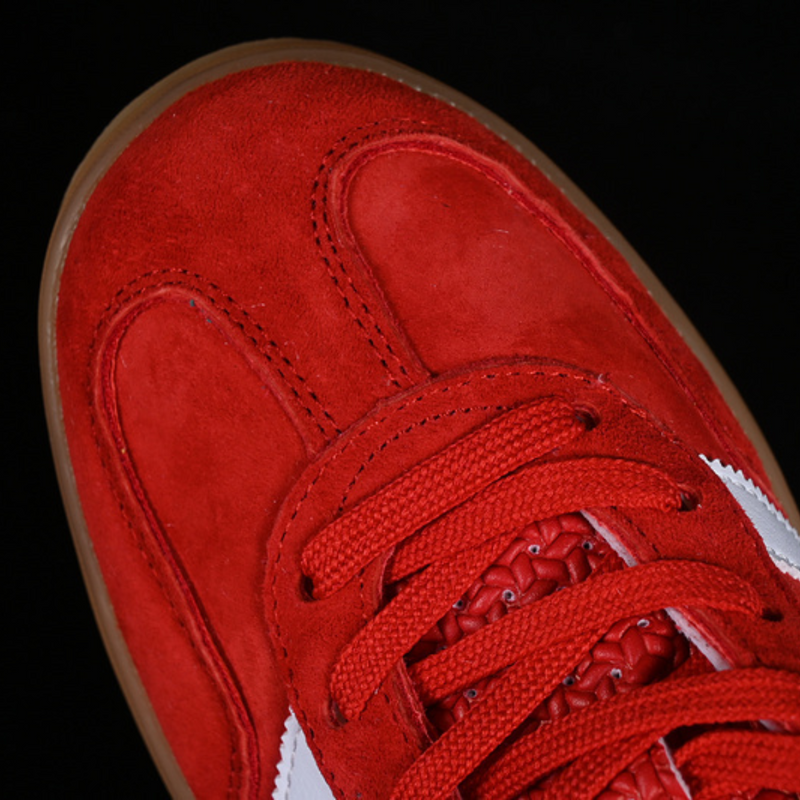 Gazelle Indoor Red