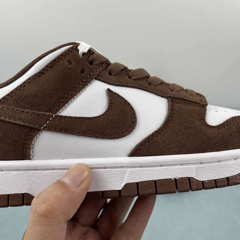 Dunk Low Brown And White