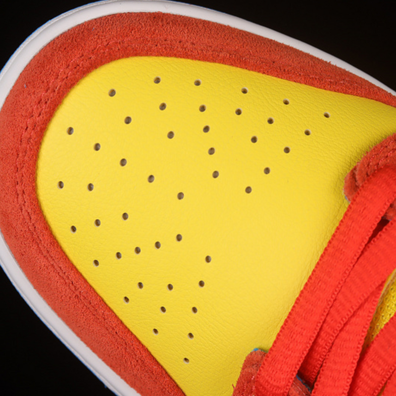 SB Dunk Low Bart Simpson