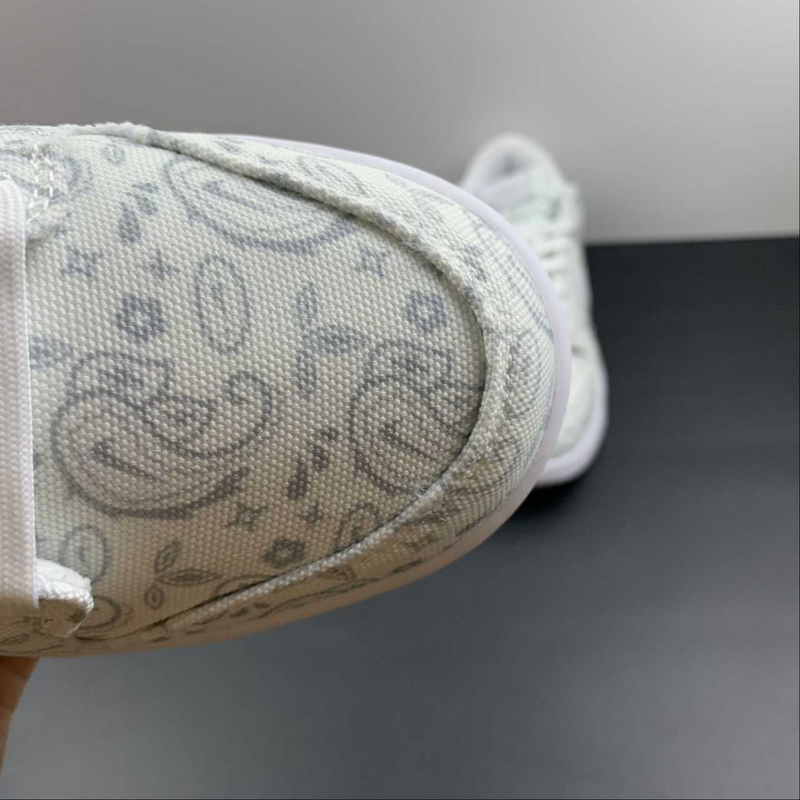 Dunk Low White Paisley