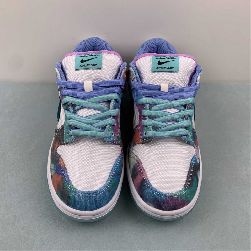 Futura Laboratories X SB Dunk Low "Bleached Aqua"