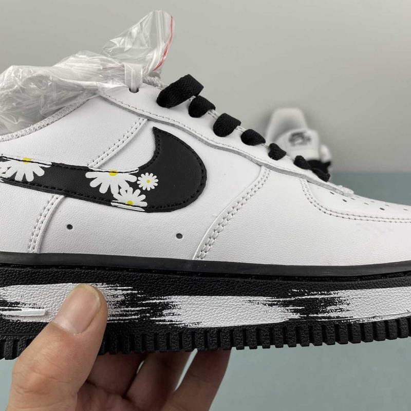 Air Force Flowers White And Black