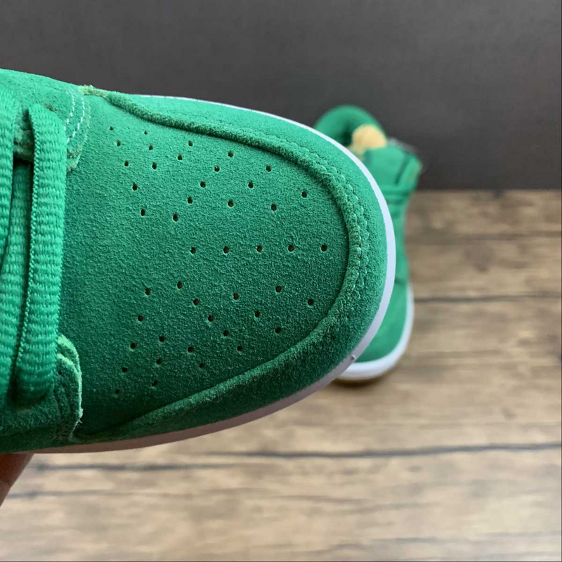 Dunk Low SB Restock St Patrick's Day