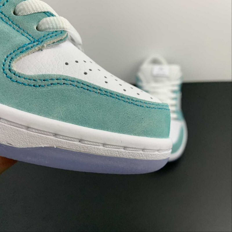 April Skateboards x SB Dunk Low Turbo Green