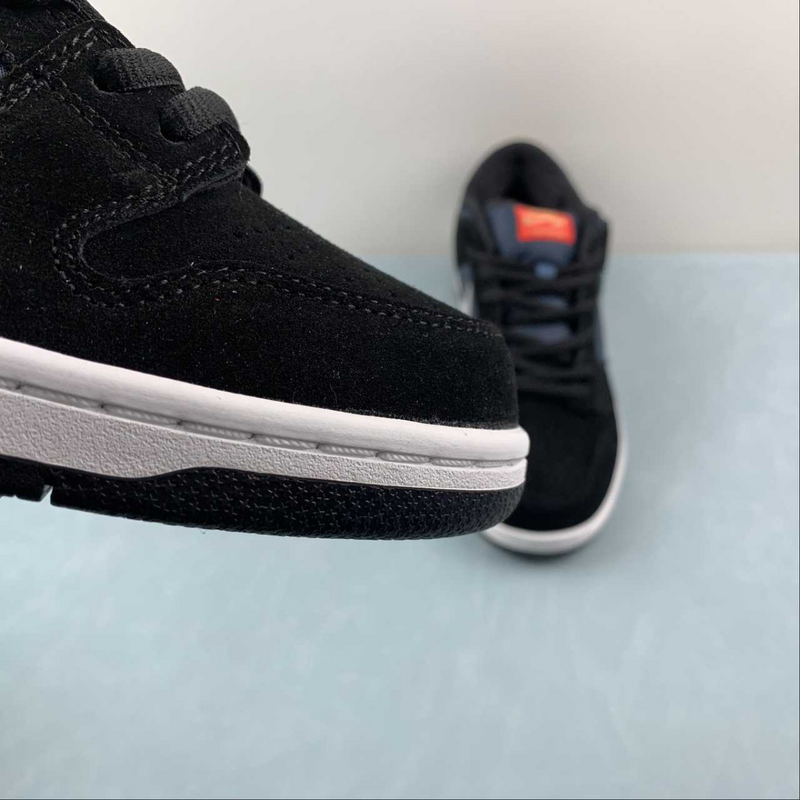 Dunk Low SB Black New Slate