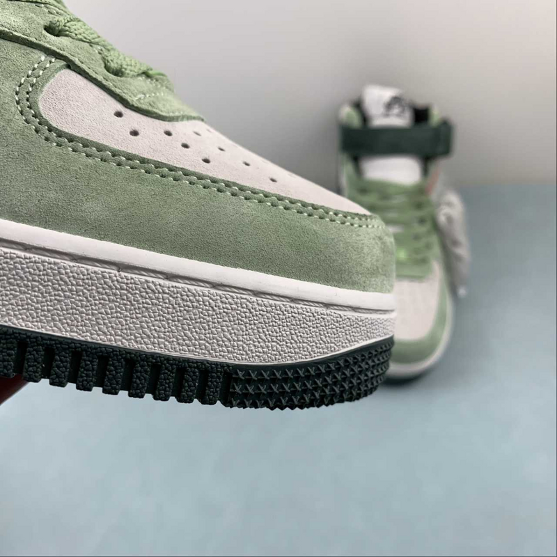 Air Force Mid Top Green And White