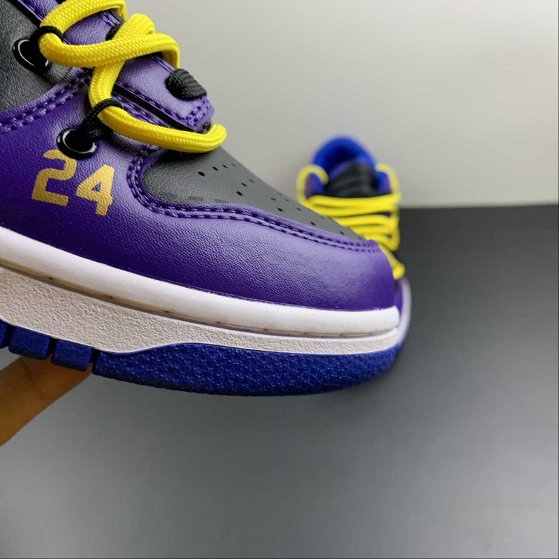 Dunk Low X Lakers