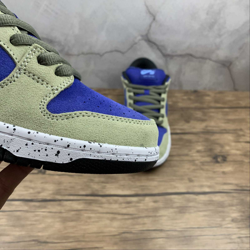 Dunk Low SB Acg Celadon