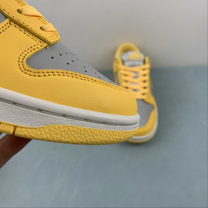 Dunk Low Citron Pulse