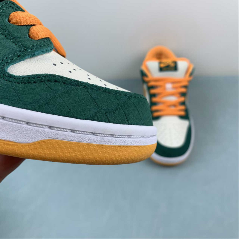 Dunk Low SB Legion Pine