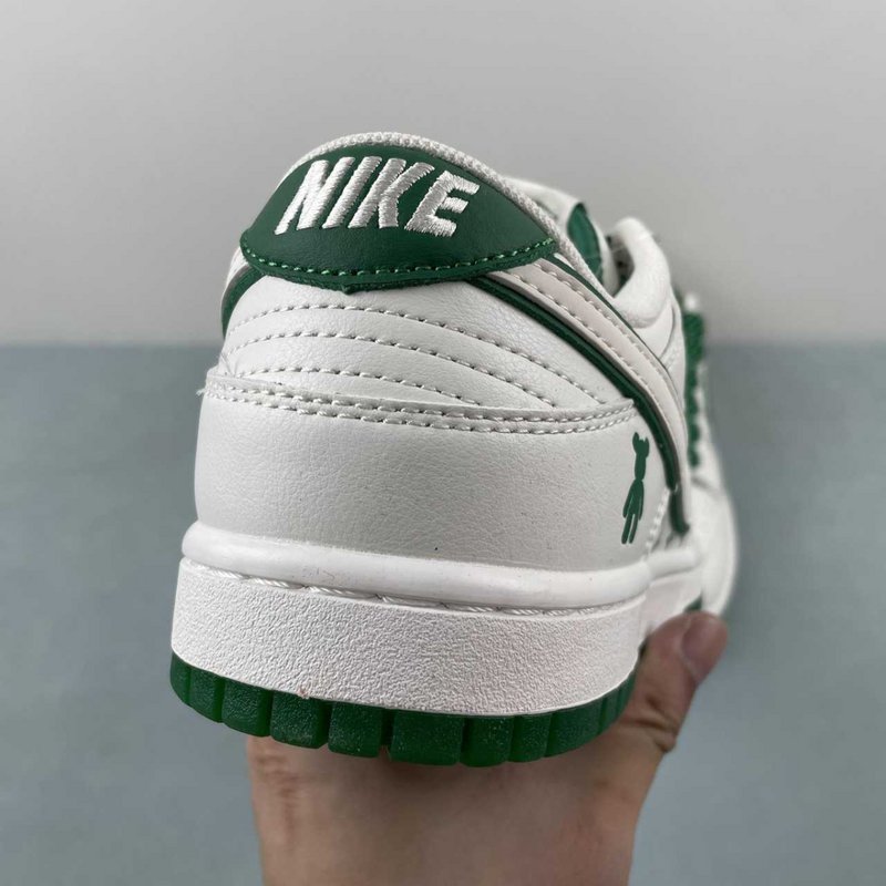 Dunk Low Bear Green And White X Louis Vuitton