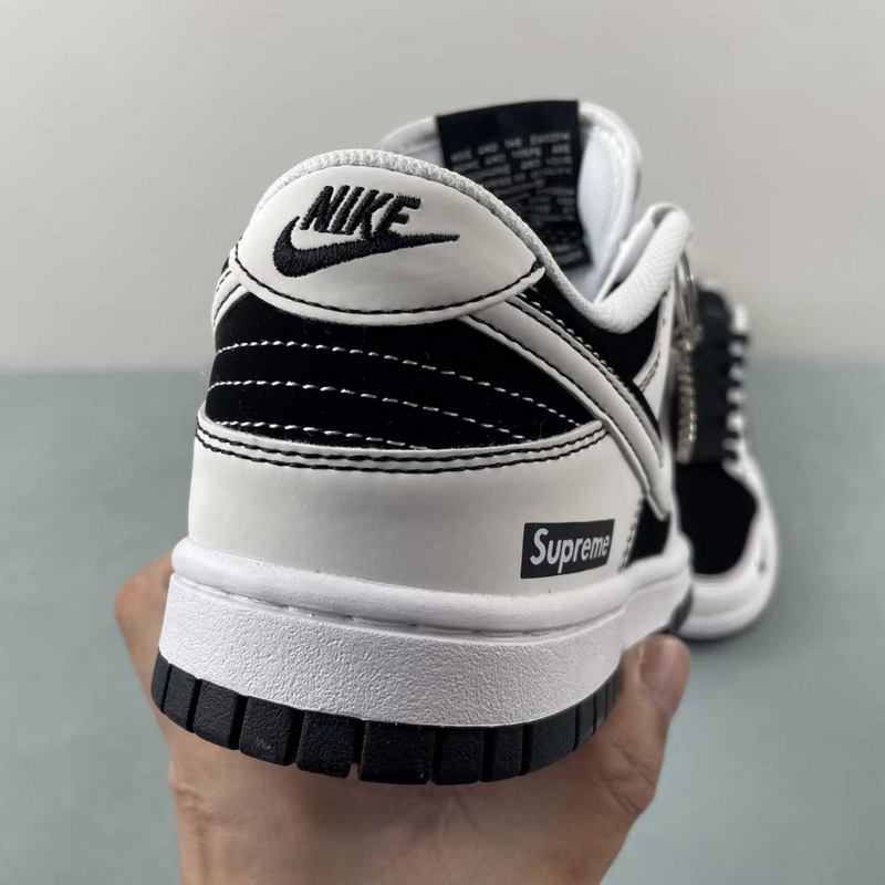 Dunk Low x Supreme Black And White